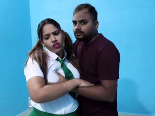 Big Boobs Desi Indian 18 Year Old Bhabhi