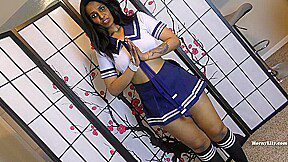 Horny Indian 18 Year Old School Girl Fingering Solo Sex